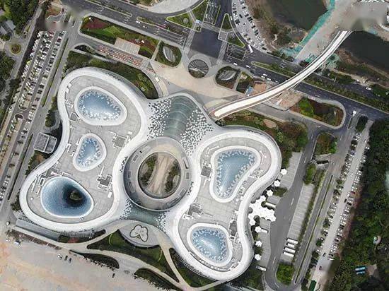 海南自由貿(mào)易港的目標(biāo)與紅利 | Objectifs et dividendes du port franc de Hainan